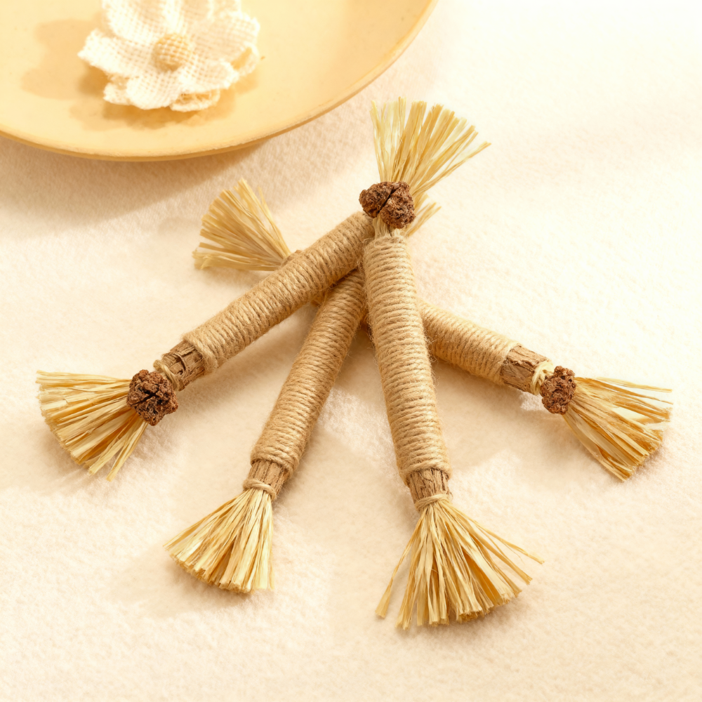 Thalique Natural Silvervine Dental Sticks